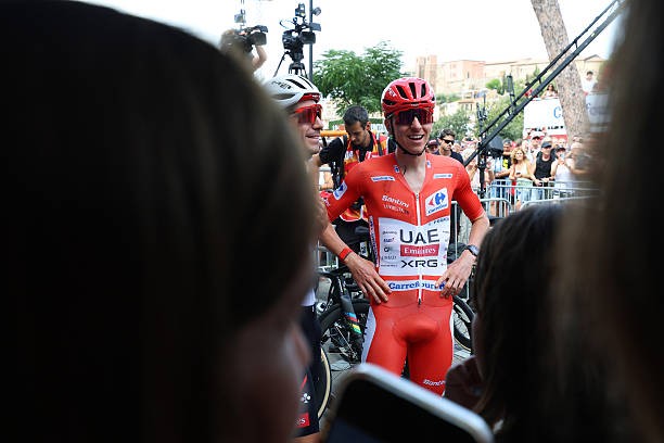 Vuelta a España 2026: Tadej Pogacar evita falar sobre sua forma "acho melhor não falar nada", assista o vídeo 3 girodociclismo.com.br vuelta a espana tadej pogacar evita falar sobre sua forma acho melhor eu nao falar nada assista o video image 4
