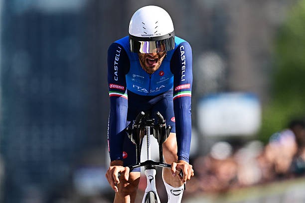 girodociclismo.com.br campeonato mundial filippo ganna admite impotencia em derrota para evenepoel talvez a diferenca esteja no equipamento ou na posicao image