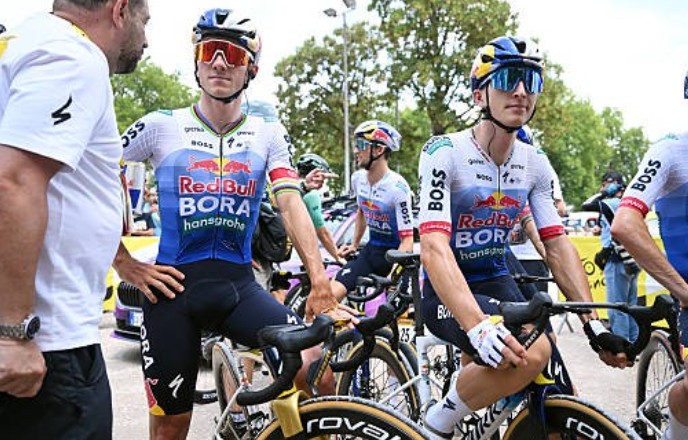 girodociclismo.com.br campeonato mundial red bull bora tera o maior numero de ciclistas uae emirates e a 2a confira as equipes com maiores representacoes image 1