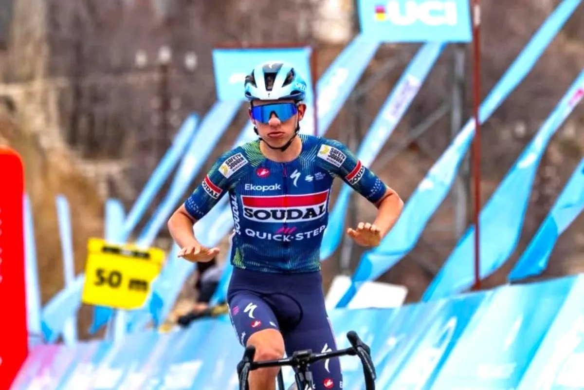 girodociclismo.com.br historico diretor revela discussao com remco evenepoel voce esta destruindo o wolfpack belga defende promocao de henrique bravo image 4