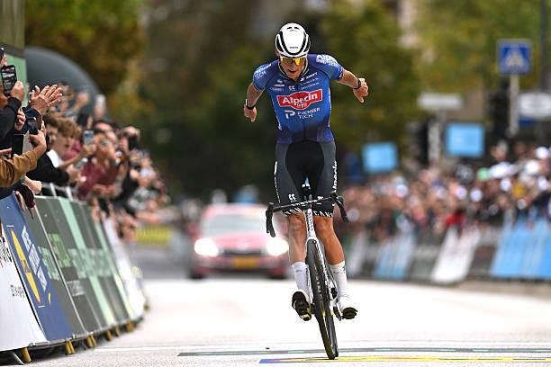 girodociclismo.com.br mathieu van der poel da show no tour de luxemburgo neerlandes vence apos voo solo de 170 km resultados e chegada image 11