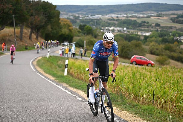 girodociclismo.com.br mathieu van der poel da show no tour de luxemburgo neerlandes vence apos voo solo de 170 km resultados e chegada image 7