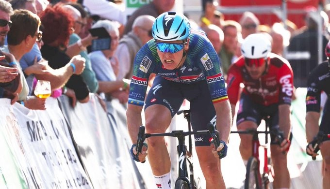 girodociclismo.com.br tim merlier vence a omloop van het houtland em chegada ao sprint image 16