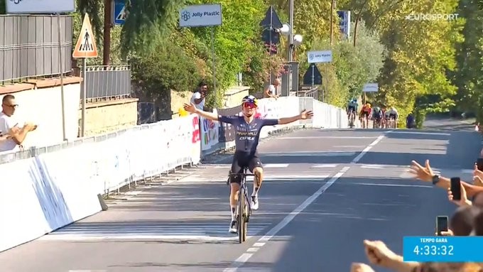 girodociclismo.com.br tom pidcock vence em larciano e reforca favoritismo para o mundial image 2