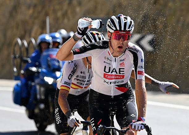 girodociclismo.com.br vuelta a espana 2026 perdemos o pavel sivakov por insolacao uae emirates questiona mudancas devido ao calor assista o video image 1