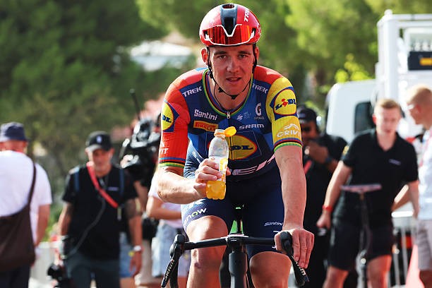 girodociclismo.com.br vuelta a espana 2026 principal sprinter da lidl trek abandona a competicao claramente algo nao esta como deveria estar image
