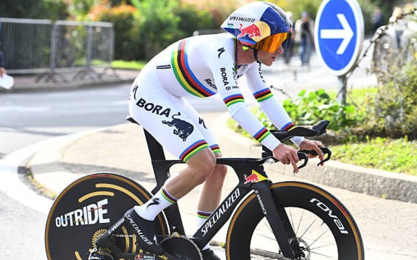 girodociclismo.com.br a maior dor foi nao reduzir a diferenca a tadej pogacar remco evenepoel encerra temporada e avalia mudancas para 2027 image 2