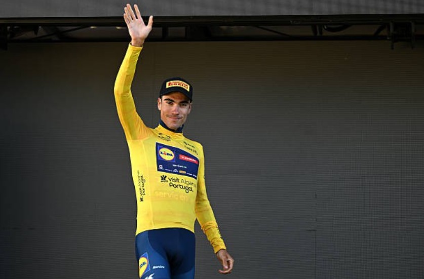 girodociclismo.com.br algo esta errado com juan ayuso ele esta triste e nao temos respostas treinador revela problemas com o espanhol image 7