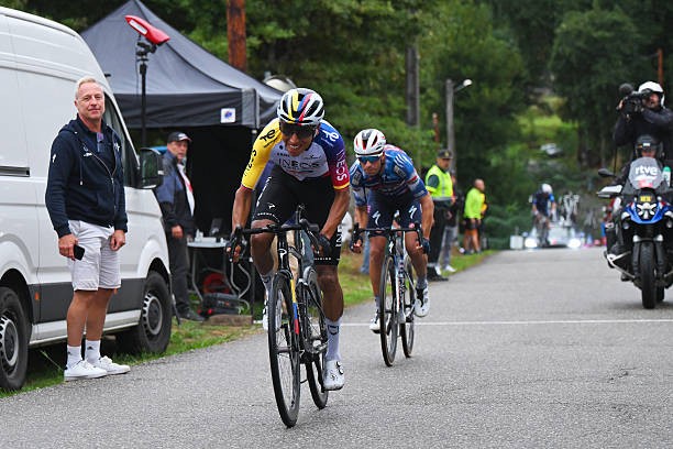 girodociclismo.com.br campeao do tour de france egan bernal pode anunciar sua aposentadoria imediata image 9