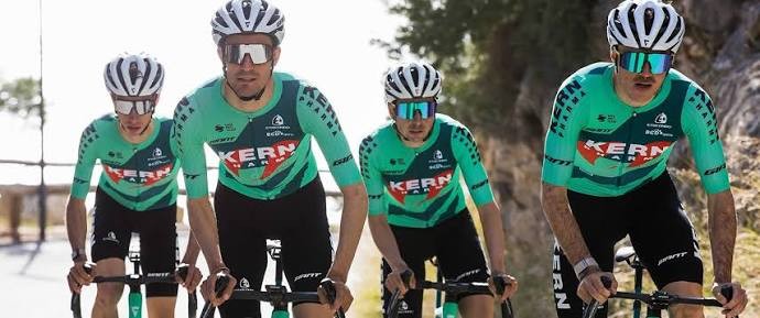 girodociclismo.com.br duas equipes do worldtour estao fora da lista de solicitacoes de licencas uci para 2027 confira a lista completa image 4