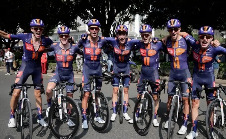 girodociclismo.com.br duas equipes do worldtour estao fora da lista de solicitacoes de licencas uci para 2027 confira a lista completa image