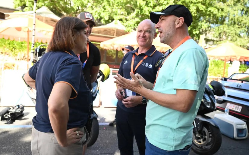 girodociclismo.com.br estamos fazendo tudo para ter tadej pogacar seu agente ja esteve aqui diretor do tour down under aposta na presenca de pogacar image 1