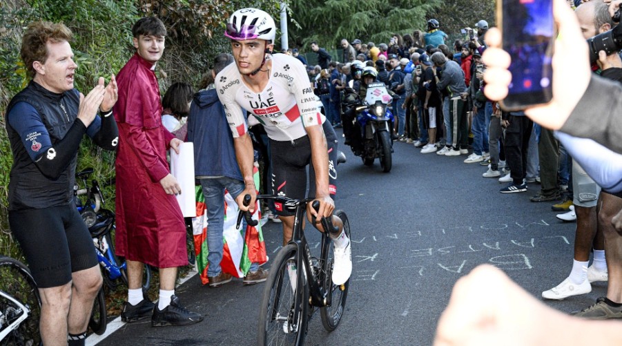 girodociclismo.com.br isaac del toro admite dificuldades apos a il lombardia e encerra a temporada image 3