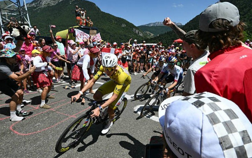 girodociclismo.com.br ja tentaram tudo contra tadej pogacar nunca funcionou lance armstrong aposta em nova vitoria de pogacar no tour de france assista o video image 4