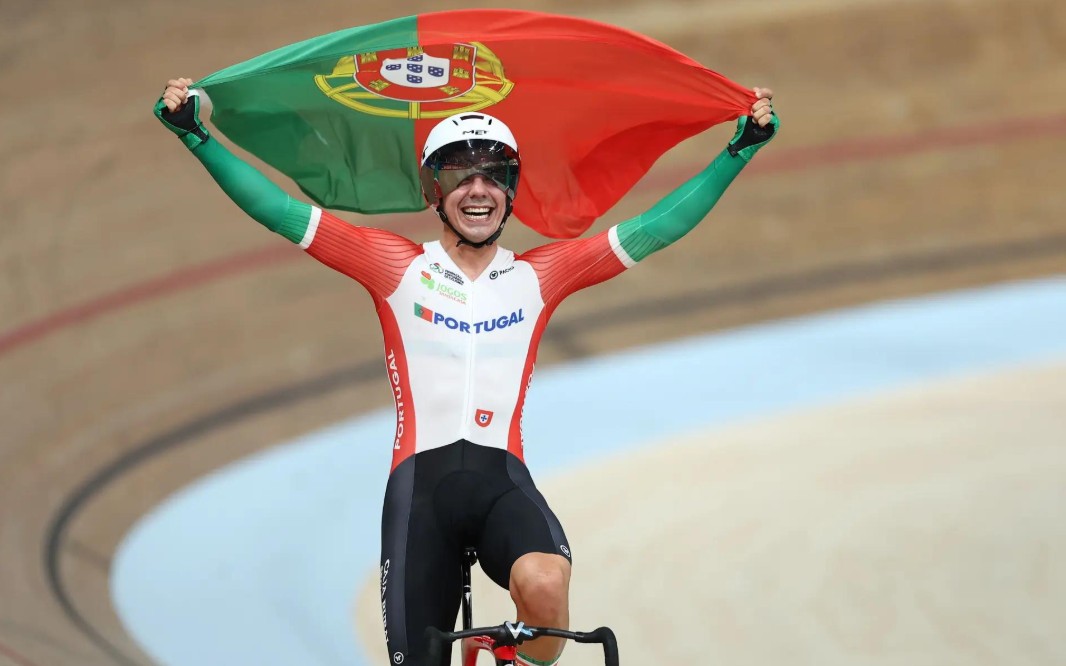 girodociclismo.com.br portugues iuri leitao e campeao mundial em xangai e chora copiosamente apos vitoria assista o video image 1