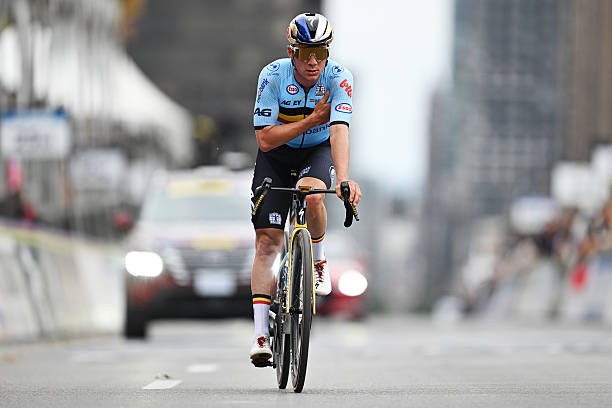 girodociclismo.com.br remco evenepoel chega ao europeu 2 kg acima do peso mas mantem otimismo unica camisa que nao conquistei image 3