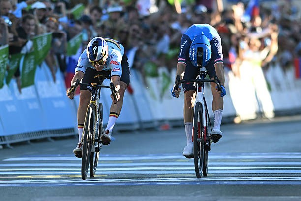 girodociclismo.com.br remco evenepoel conquista o titulo europeu apos vitoria dramatica image 2