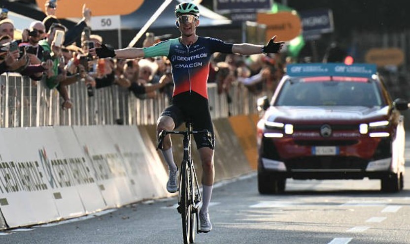 girodociclismo.com.br remco evenepoel supera tadej pogacar em ranking da uci mesmo vencendo 3 monumentos esloveno e superado image 12