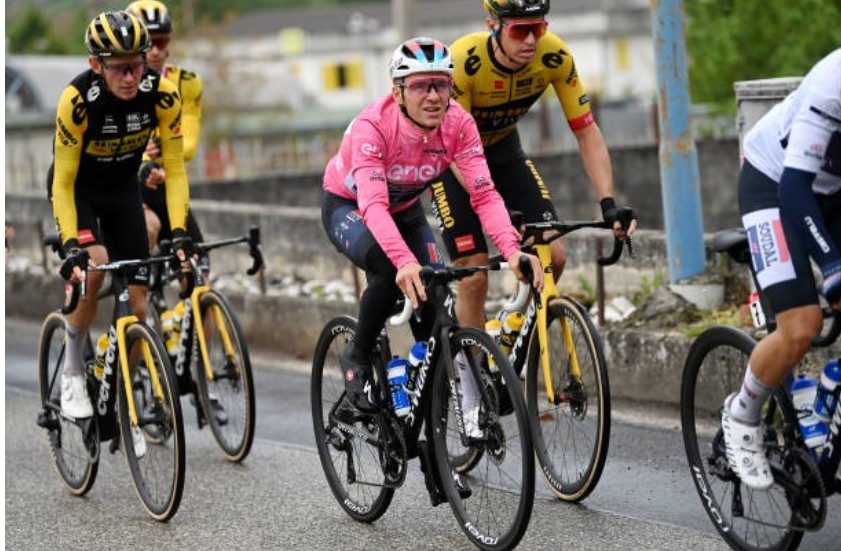 girodociclismo.com.br remco evenepoel vestira a maglia rosa mas paul seixas vencera o giro analistas belgas rejeitam evenepoel no giro image 4