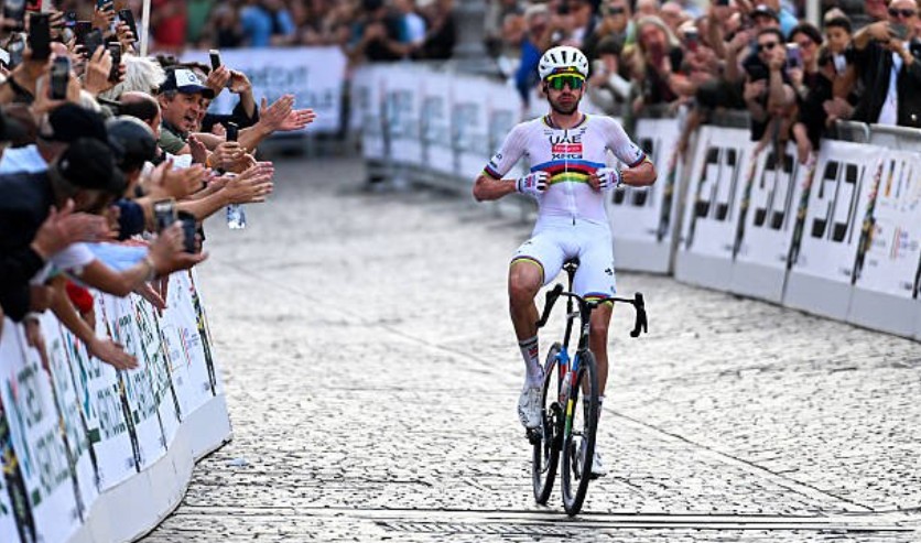 girodociclismo.com.br seria facil ficar na sombra de tadej pogacar lenda do ciclismo pede nova postura para o campeao mundial brandon mcnulty image 2