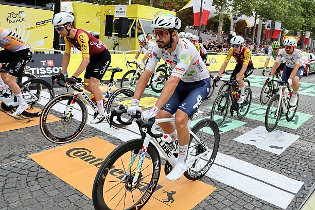 girodociclismo.com.br tradicional equipe francesa tem futuro indefinido equipe perde 11 ciclistas e pode ficar fora do tour de france apos 26 anos image 10
