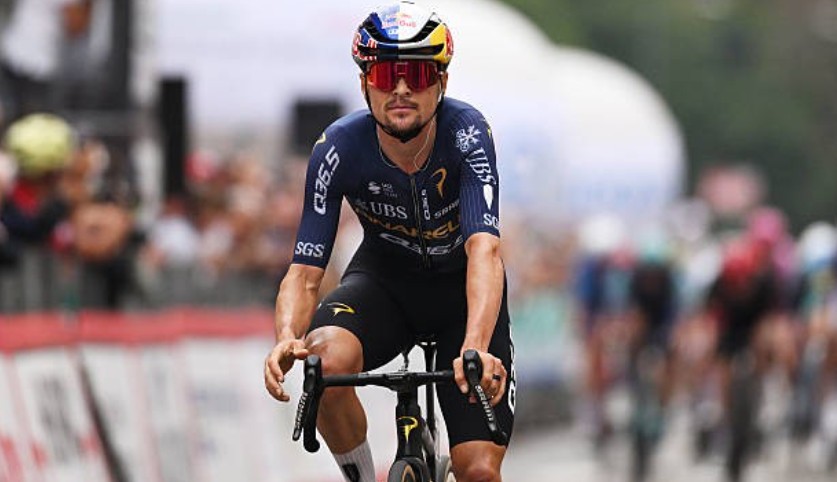 girodociclismo.com.br uae emirates lidera ranking uci com grande vantagem luta pelo rebaixamento esta acirrada confira o ranking atualizado image 10